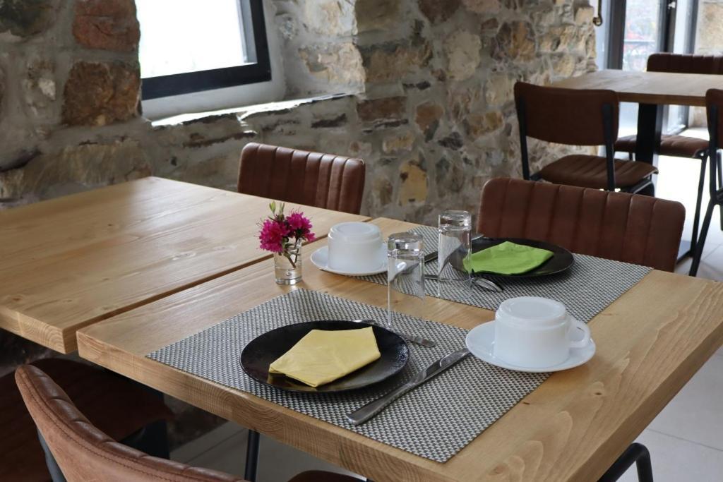 Le Relais De Porz Morvan Plomodiern Exteriér fotografie